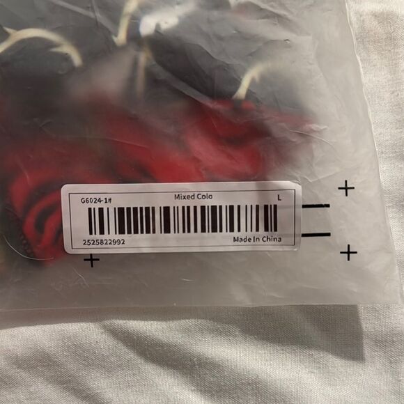 Skull and Rose Dress - Black and Red - Picture 5 of 5